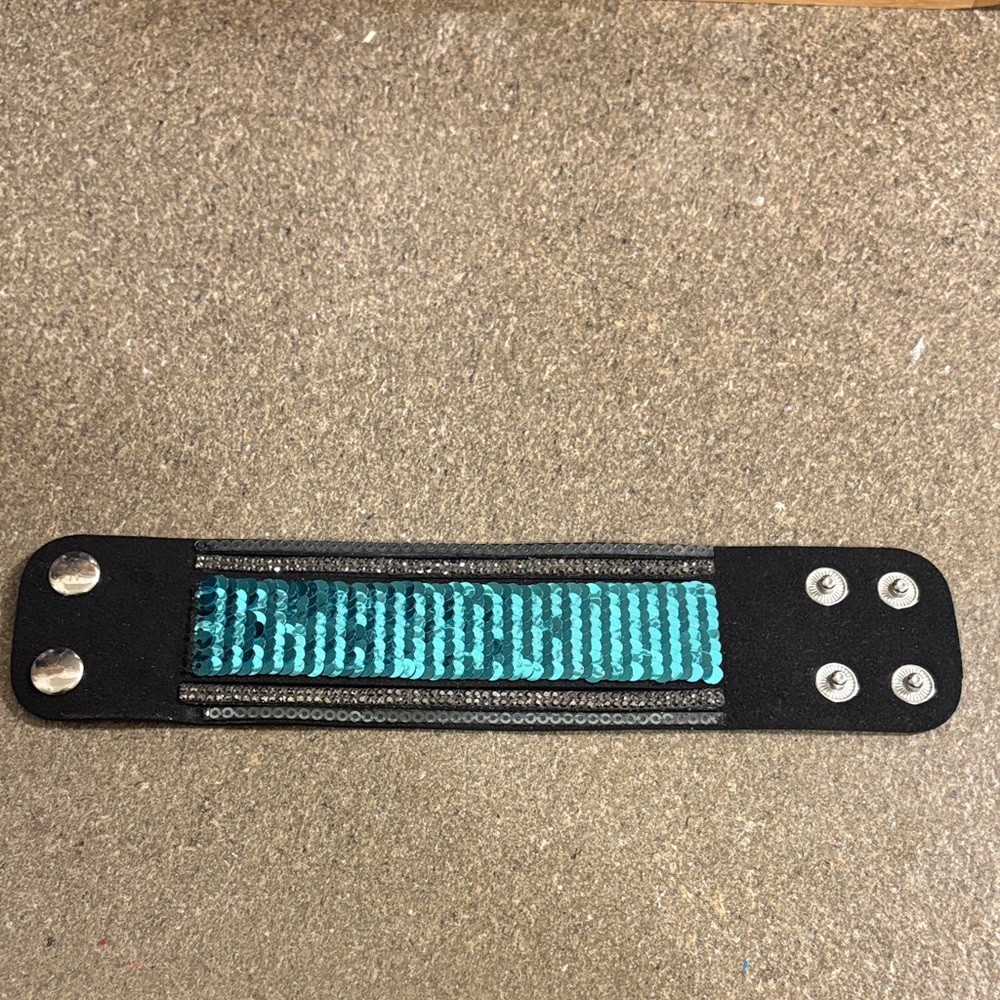 Black and Teal Beaded Bracelet